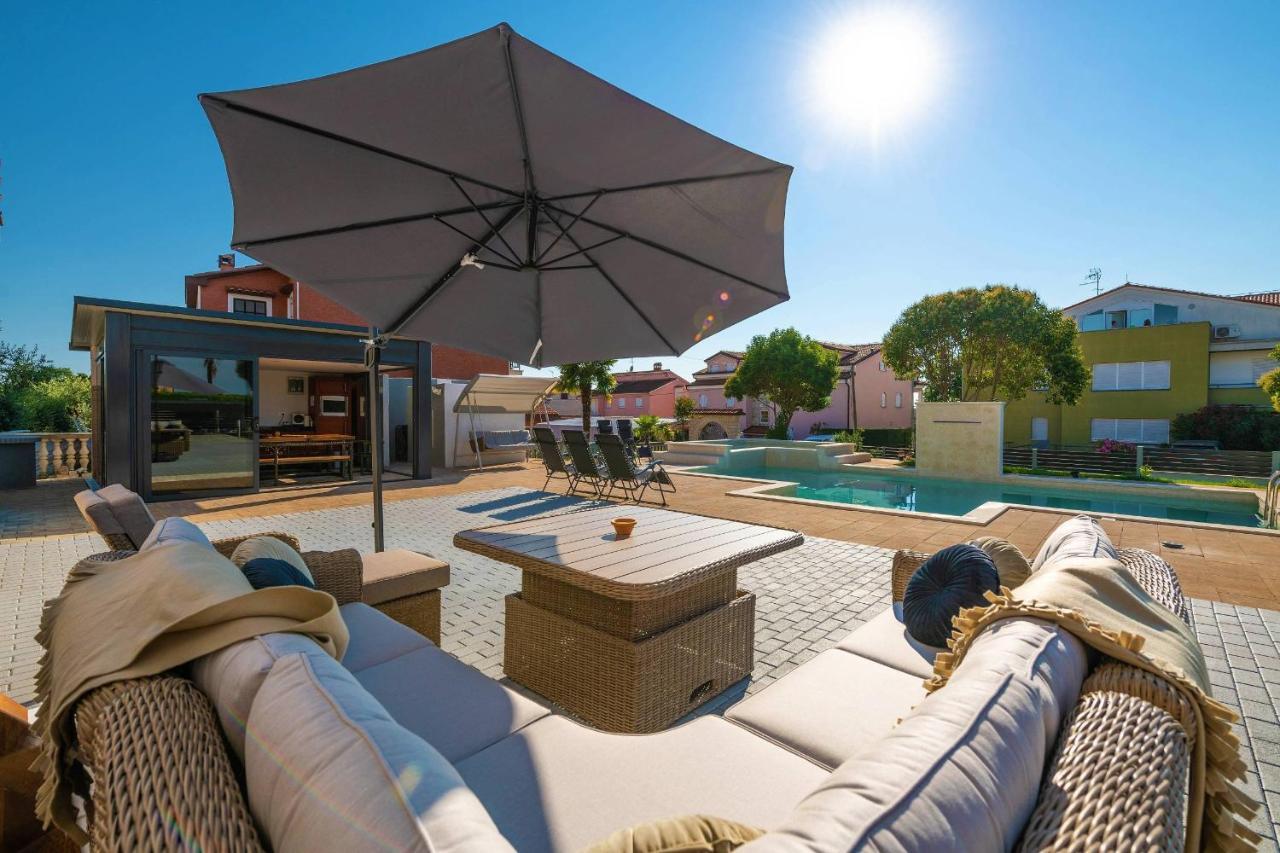 Villa Zorica Porec Bagian luar foto