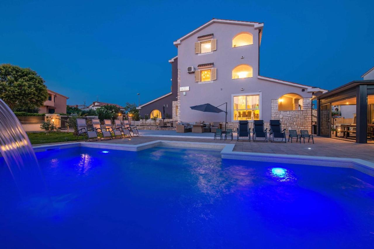 Villa Zorica Porec Bagian luar foto