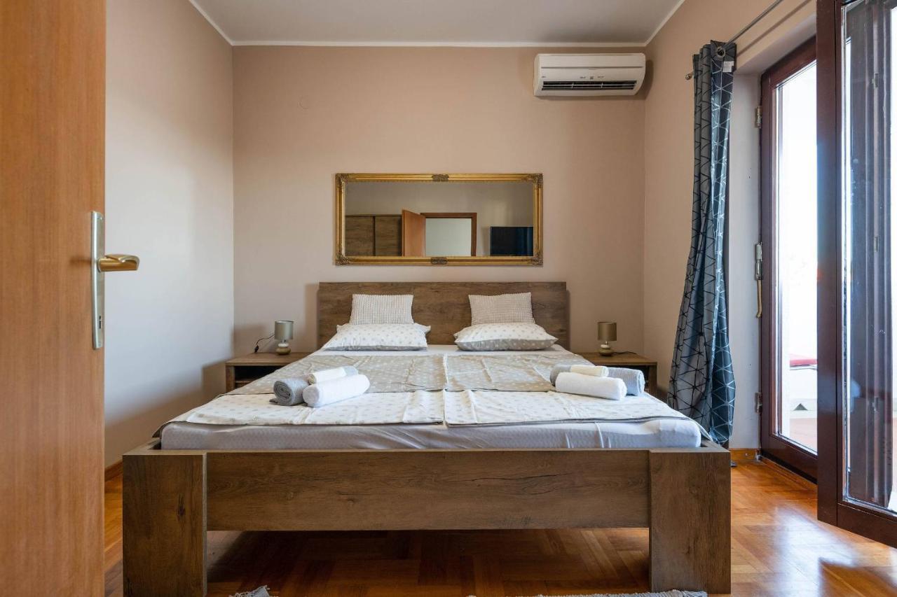 Villa Zorica Porec Bagian luar foto