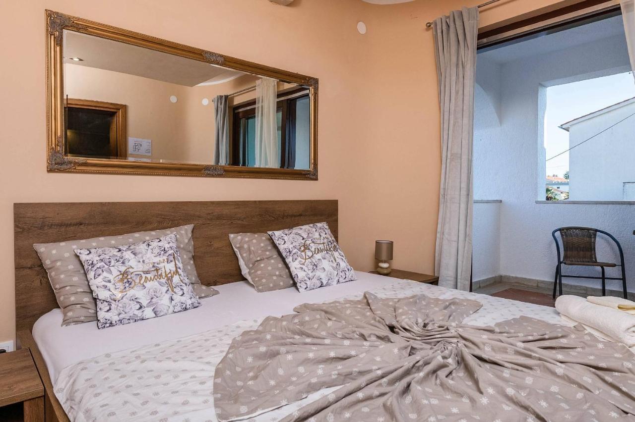 Villa Zorica Porec Bagian luar foto