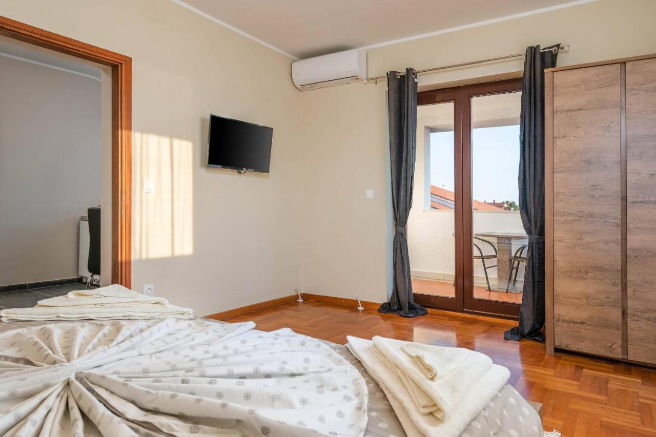 Villa Zorica Porec Bagian luar foto