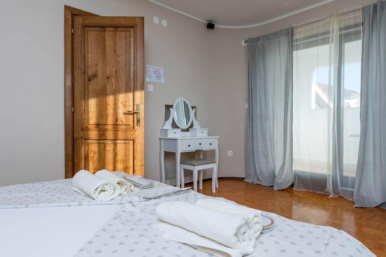 Villa Zorica Porec Bagian luar foto